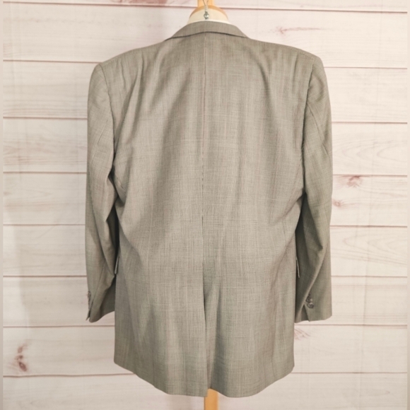 Vintage Burberry Plaid Single Breasted Suit Jacket In Tan and Black Size 44L - Picture 3 of 12